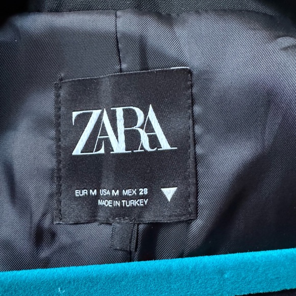 NWOT Zara Black Tailored Waistcoat Vest Size Medium - Picture 5 of 5